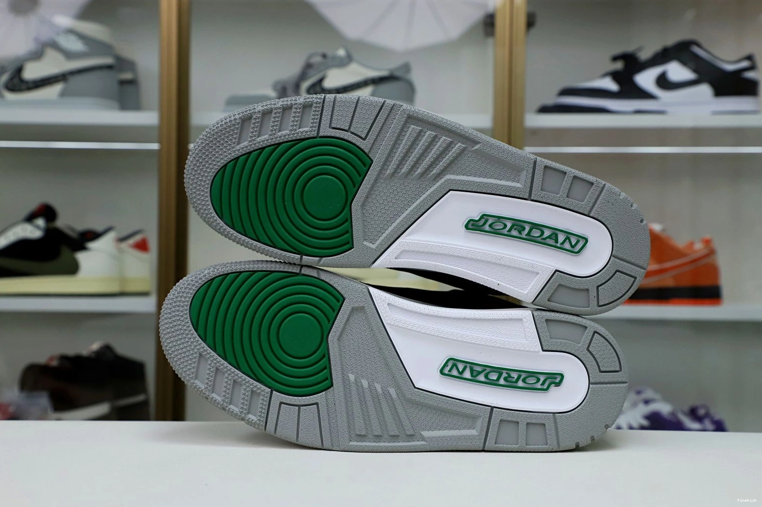 AIR PINE 3 JORDAN GREEN 0707